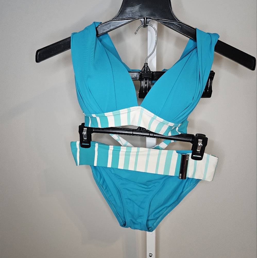 Bleu Rod Beattie 2 Piece Swimsuit Sz 6&8 - EUC